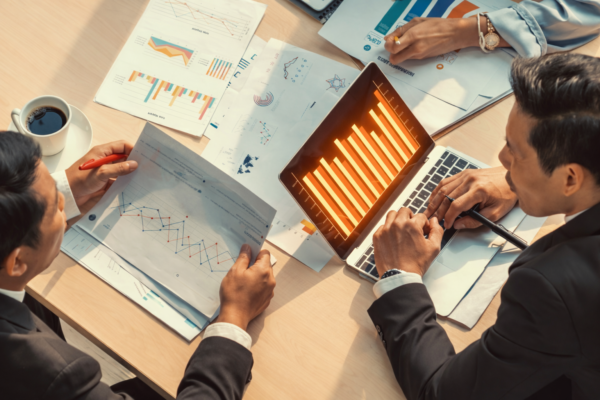 CEO Leadership Qualities for 2026 Metrics Mastery & Customer Impact